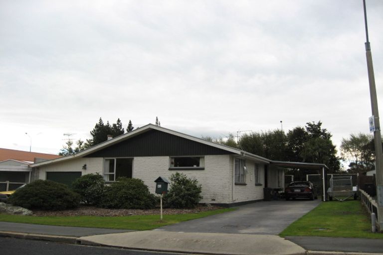 Photo of property in 43 Kinmont Crescent, Kinmont Park, Mosgiel, 9024