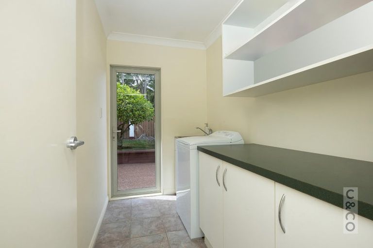 Photo of property in 41 Sunny Crescent, Huapai, Kumeu, 0810