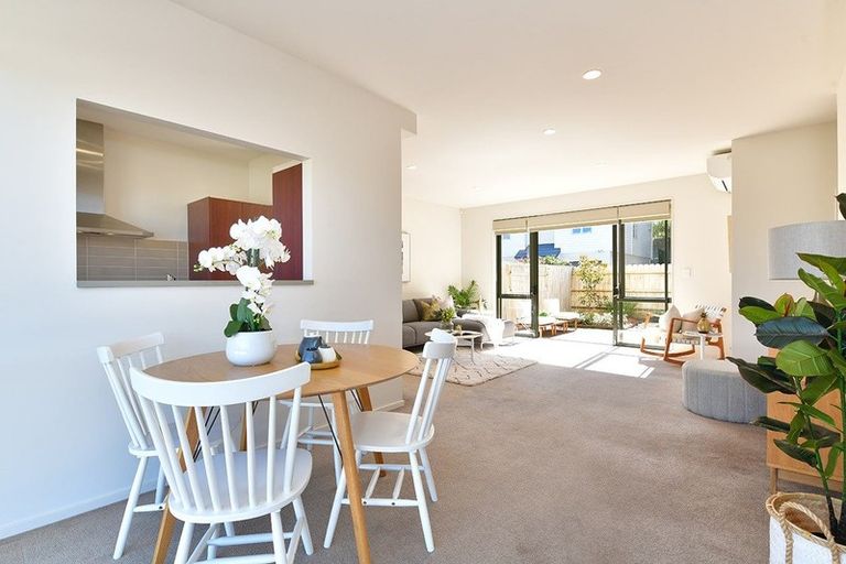 Photo of property in 41/22 Northcross Drive, Oteha, Auckland, 0632