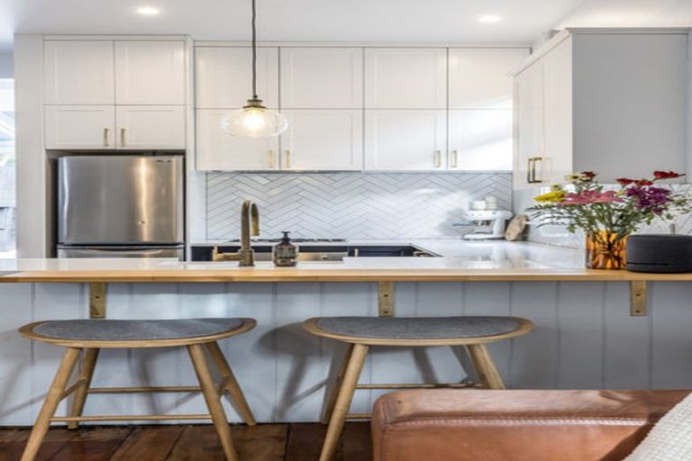 Photo of property in 63 Herald Street, Berhampore, Wellington, 6023