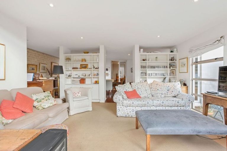 Photo of property in 1/37 Poynder Avenue, Merivale, Christchurch, 8014