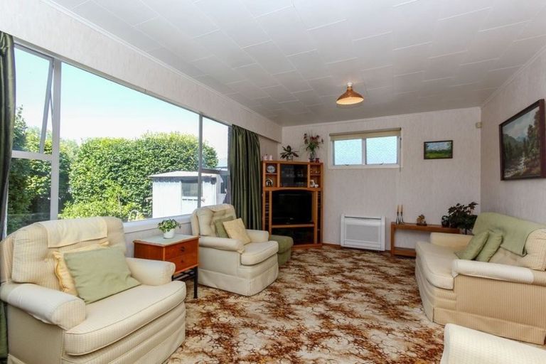 Photo of property in 2 Normanby Street, Fitzroy, New Plymouth, 4312