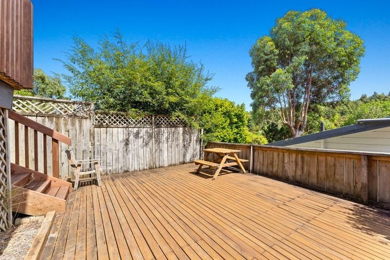 Photo of property in 1/9a Kitewao Street, Northcote, Auckland, 0627