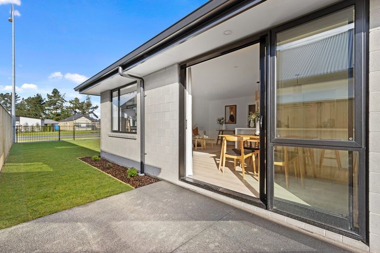 Photo of property in 11 Quinn Crescent, Woodend, 7610