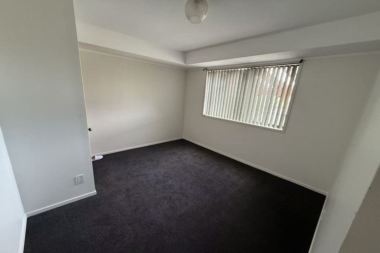 Photo of property in 63a Strid Road, Te Atatu South, Auckland, 0610
