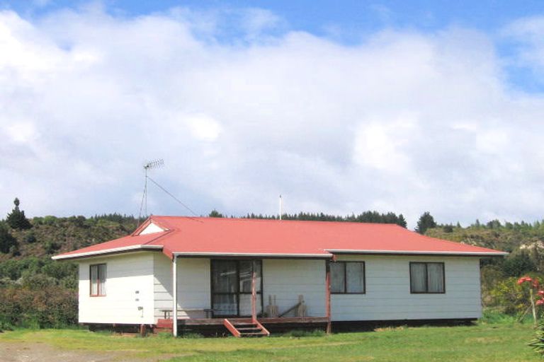 Photo of property in 10 Blake Road, Waitahanui, Taupo, 3378