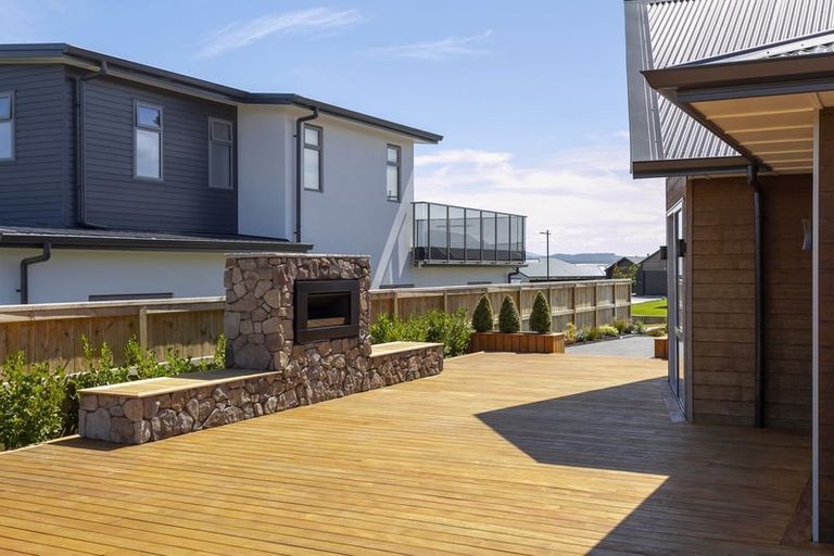 Photo of property in 32 Wai Terrace, Wharewaka, Taupo, 3330