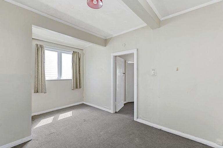 Photo of property in 30 Stoke Street, Newtown, Wellington, 6021