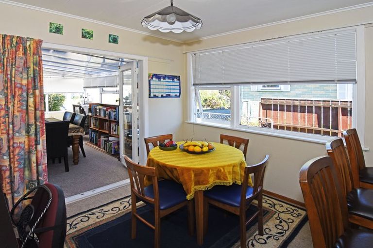 Photo of property in 24 Fergusson Street, Solway, Masterton, 5810