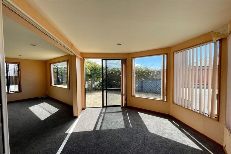 Photo of property in 77 Temple Crescent, Gleniti, Timaru, 7910