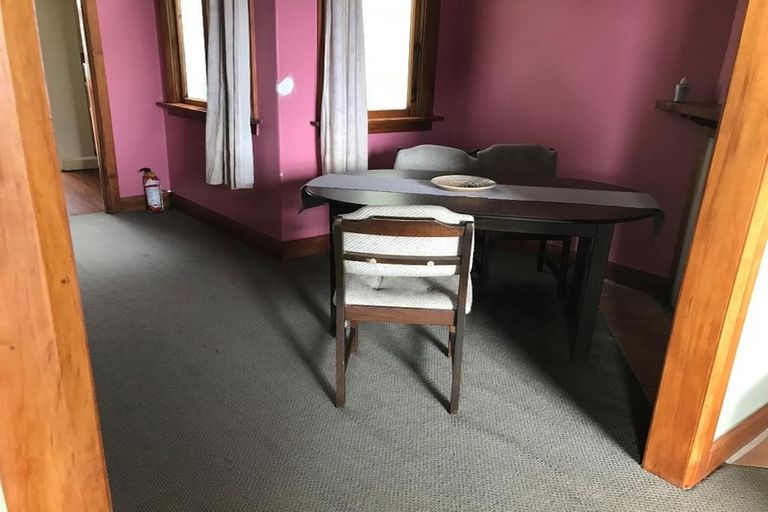 Photo of property in 6 Young Street, New Plymouth, 4310