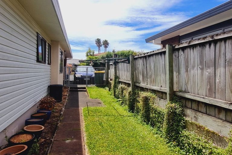 Photo of property in 15 Palmgreen Court, Stanmore Bay, Whangaparaoa, 0932