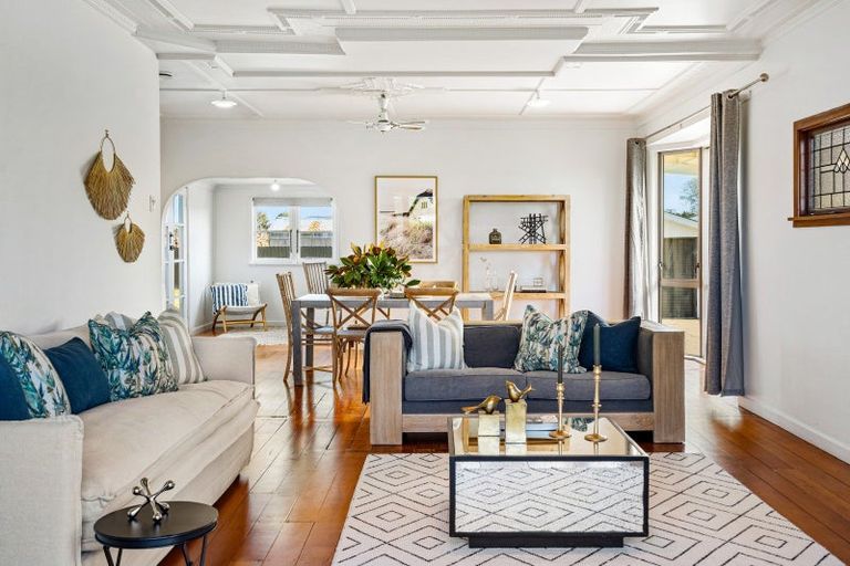 Photo of property in 3 Saint Andrews Road, Havelock North, 4130