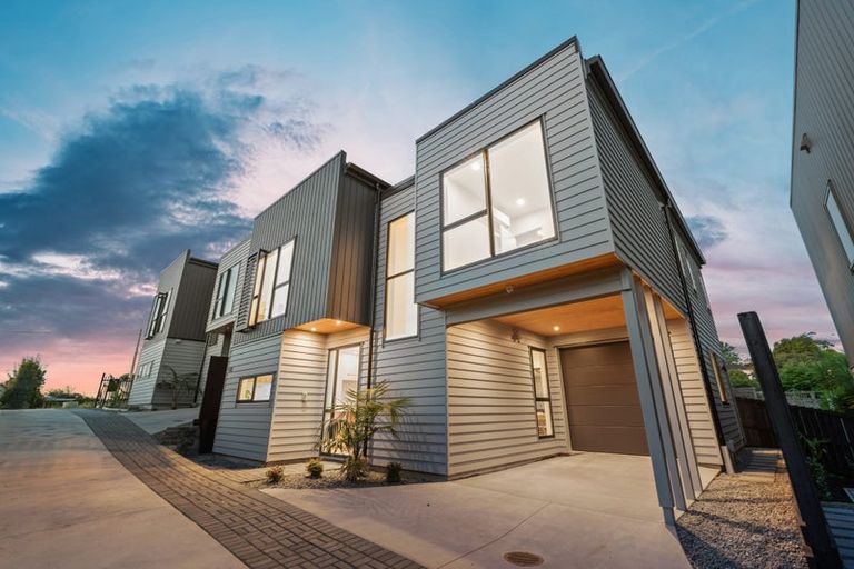 Photo of property in 41b Sunnynook Road, Forrest Hill, Auckland, 0620