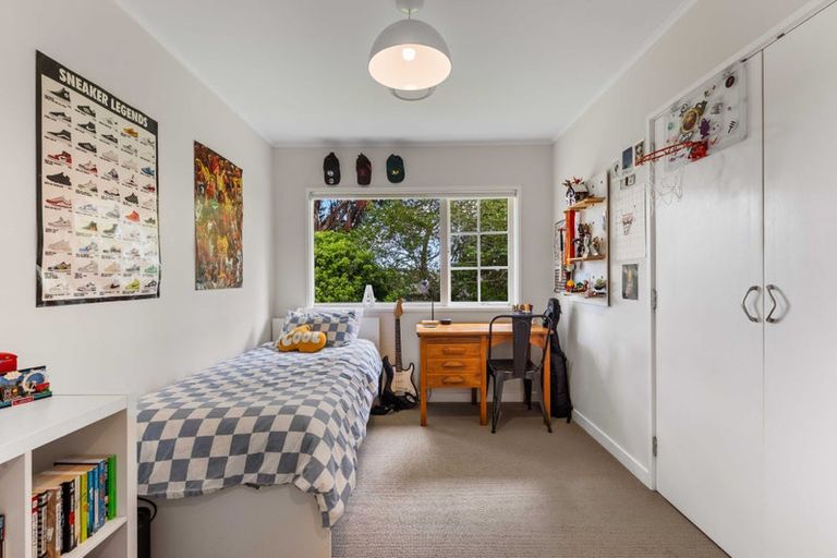 Photo of property in 50 Huia Street, Waikanae, 5036