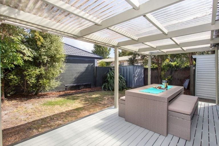 Photo of property in 14 Whittington Avenue, Woolston, Christchurch, 8023