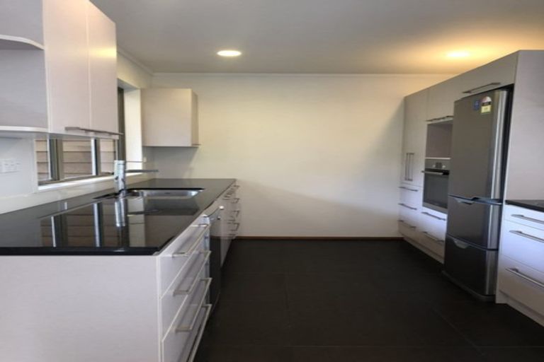 Photo of property in 36 Rimu Road, Oratia, Auckland, 0604