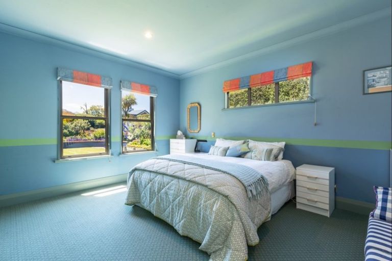 Photo of property in 1 Garland Terrace, Kelvin Heights, Queenstown, 9300