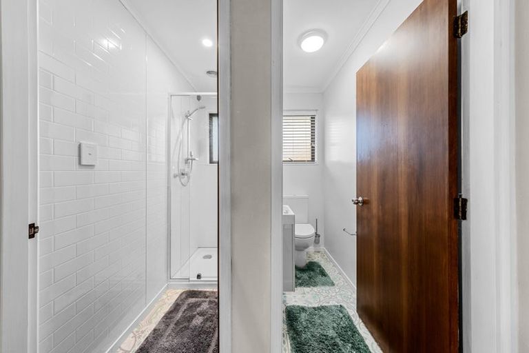 Photo of property in 17 Pukekohatu Street, Waitara, 4320