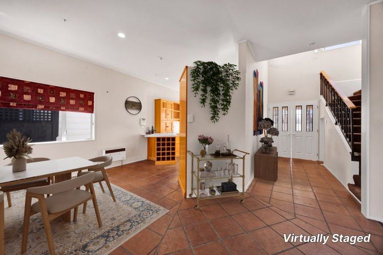 Photo of property in 22 Fox Street, Opunake, 4616