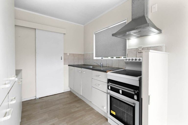 Photo of property in 28 Trimdon Street, Randwick Park, Auckland, 2105