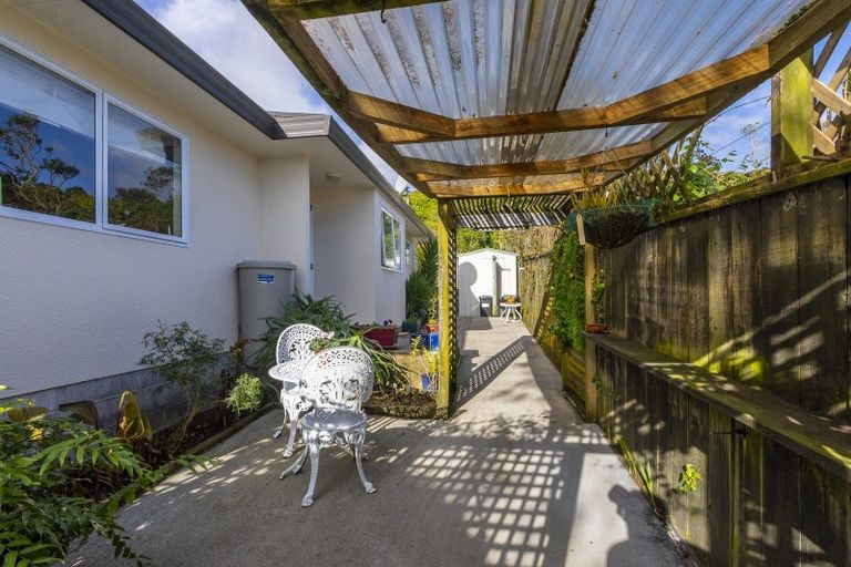 Photo of property in 41a Winara Avenue, Waikanae, 5036