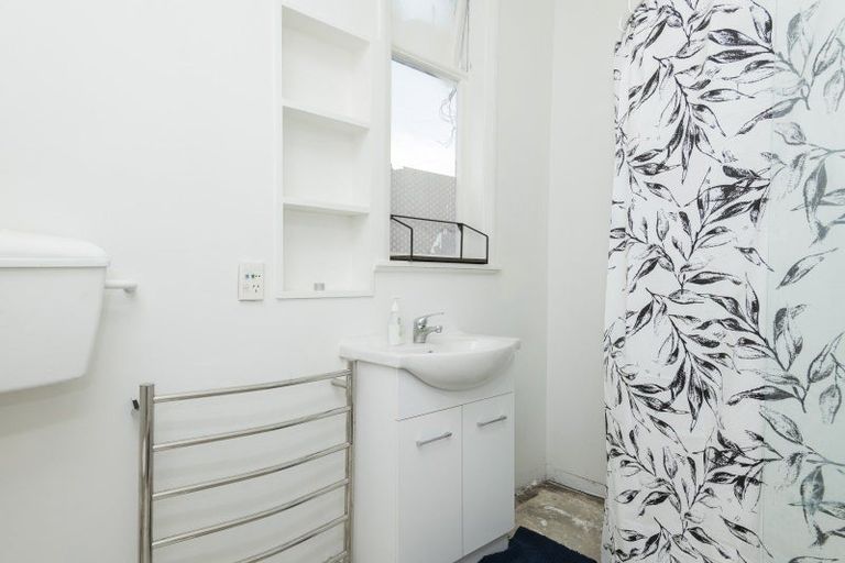 Photo of property in 110 De Lautour Road, Inner Kaiti, Gisborne, 4010