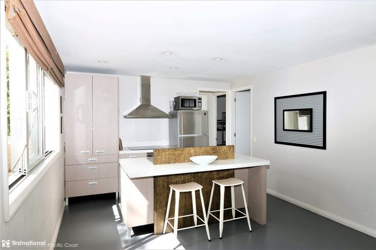 Photo of property in 52 Mako Avenue, Whiritoa, Whangamata, 3691