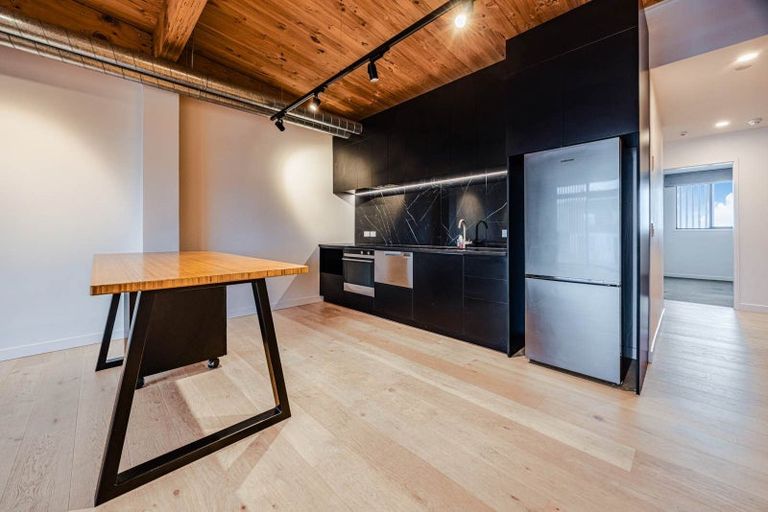 Photo of property in 12/169 Hobsonville Point Road, Hobsonville, Auckland, 0616
