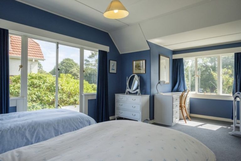 Photo of property in 142 Eglinton Road, Mornington, Dunedin, 9011