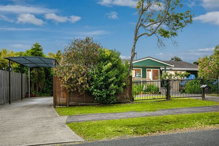 Photo of property in 5 Marae Road, Greenhithe, Auckland, 0632