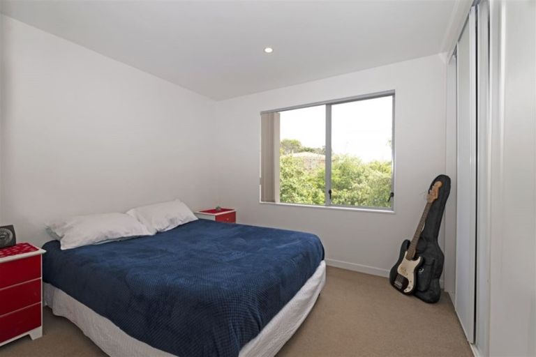 Photo of property in 108b Mcleod Road, Te Atatu South, Auckland, 0610