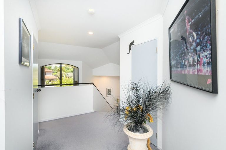 Photo of property in 6 Dougherty Place, Hokowhitu, Palmerston North, 4410