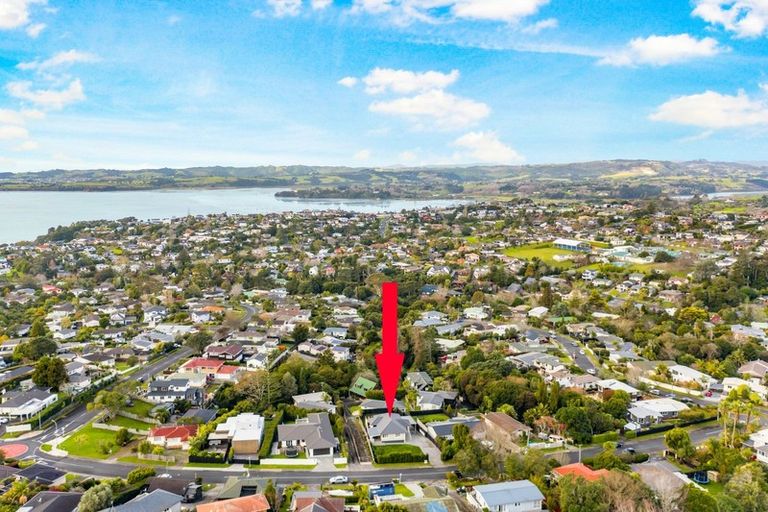 Photo of property in 78 Alexander Street, Cockle Bay, Auckland, 2014