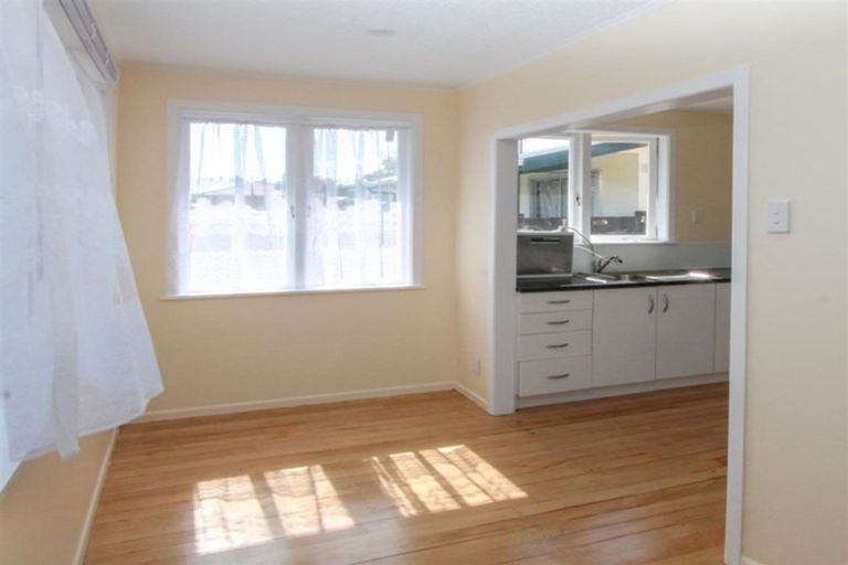 Photo of property in 11 Clyde Street, Utuhina, Rotorua, 3015