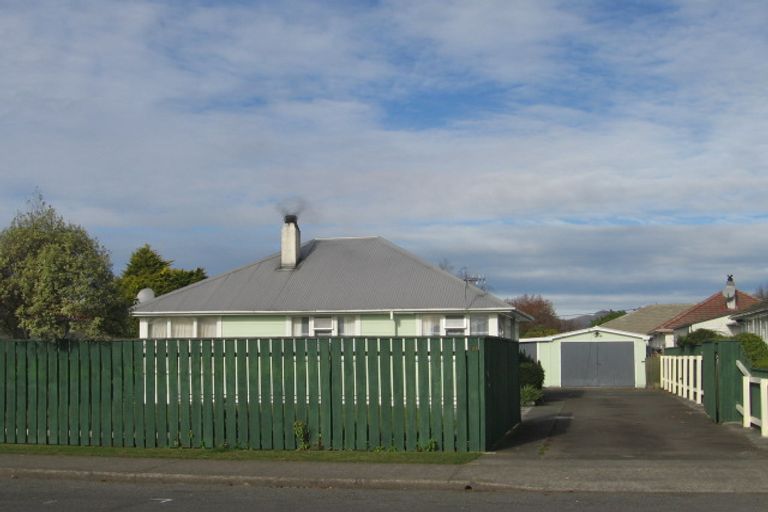 Photo of property in 1103 Jellicoe Street, Mayfair, Hastings, 4122