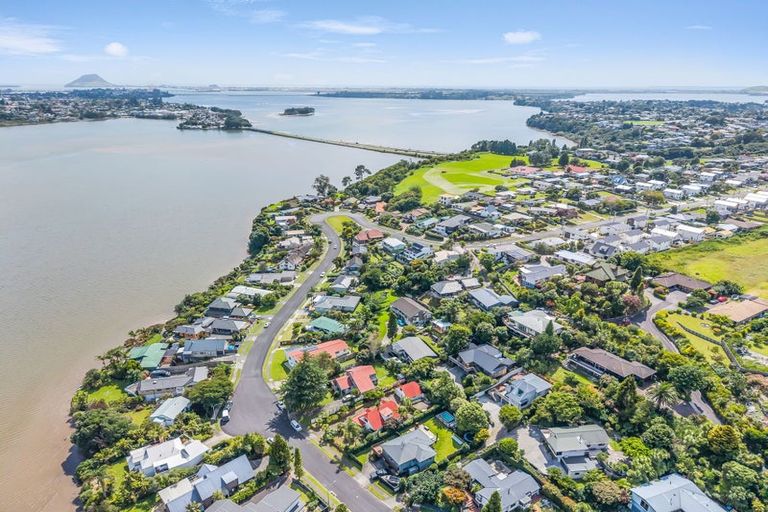 Photo of property in 102 Haukore Street, Hairini, Tauranga, 3112