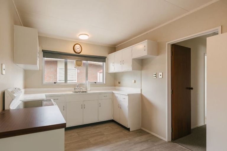 Photo of property in 1/57 Abraham Crescent, Milson, Palmerston North, 4414