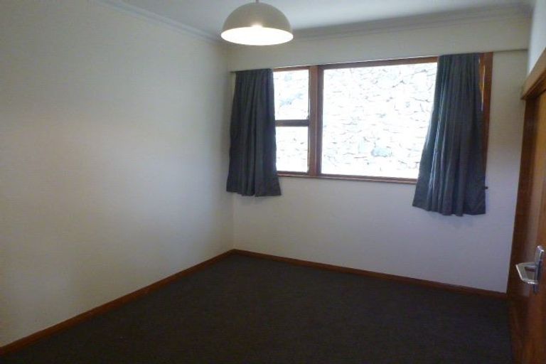Photo of property in 29 Freeling Street, Island Bay, Wellington, 6023
