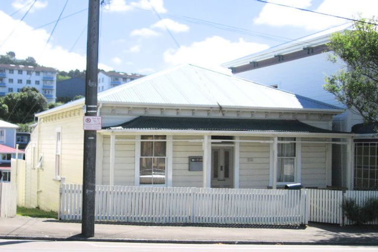 Photo of property in 214 Adelaide Road, Newtown, Wellington, 6021