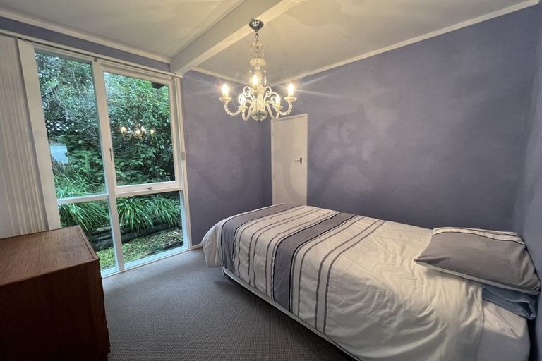 Photo of property in 34 Nikau Street, Eastbourne, Lower Hutt, 5013