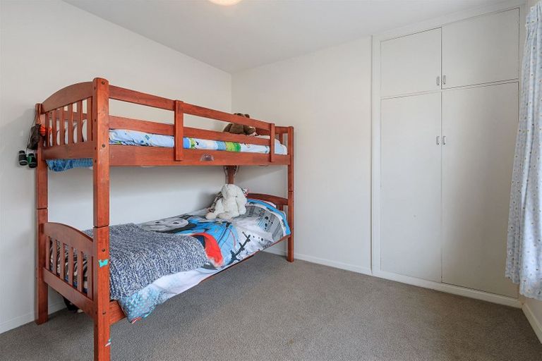 Photo of property in 307 Lake Terrace Road, Shirley, Christchurch, 8061