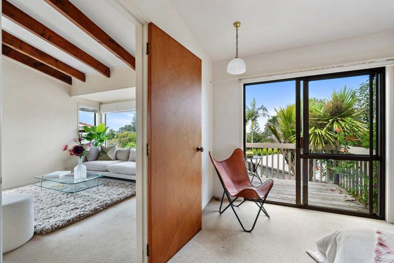 Photo of property in 3/3 Peter Terrace, Castor Bay, Auckland, 0620