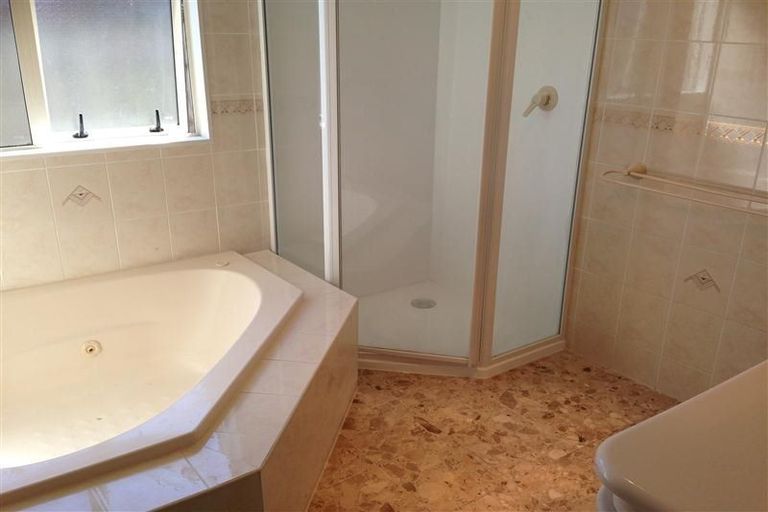 Photo of property in 29a Martin Road, Manurewa, Auckland, 2102