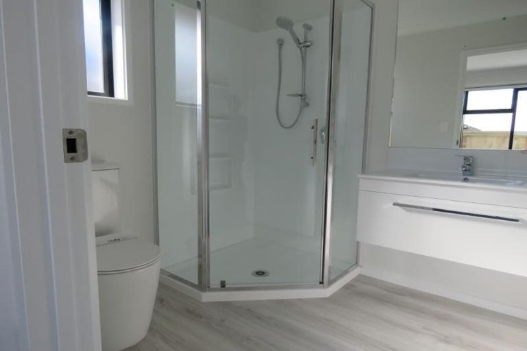 Photo of property in 19 Te Wharo Drive, Papamoa, 3118