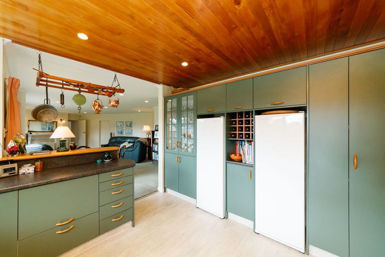 Photo of property in 62-64 Karina Terrace, Roslyn, Palmerston North, 4414