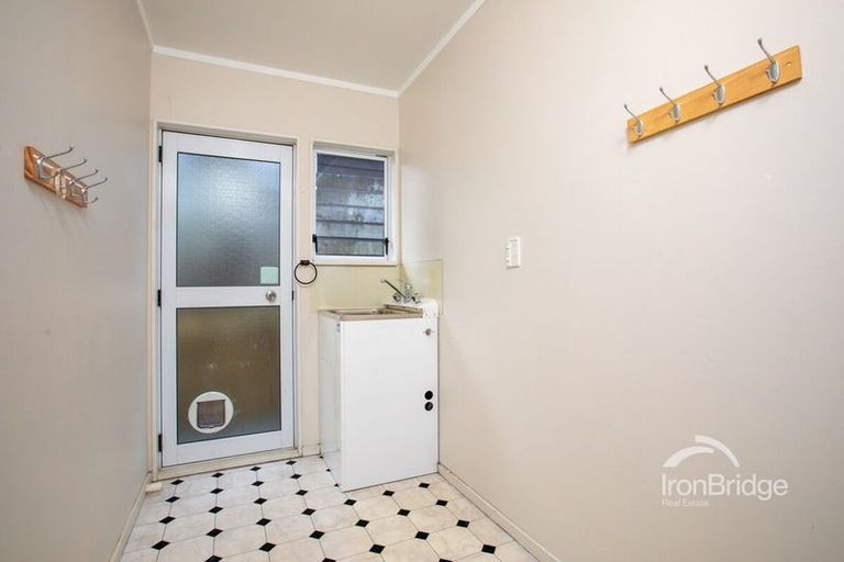 Photo of property in 2 Whitehouse Road, Titahi Bay, Porirua, 5022