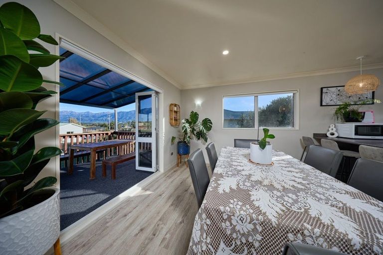 Photo of property in 5 Hawthorne Road, Kaikoura, 7300