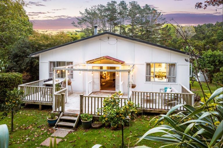 Photo of property in 1003 Whangaripo Valley Road, Whangaripo, Wellsford, 0972