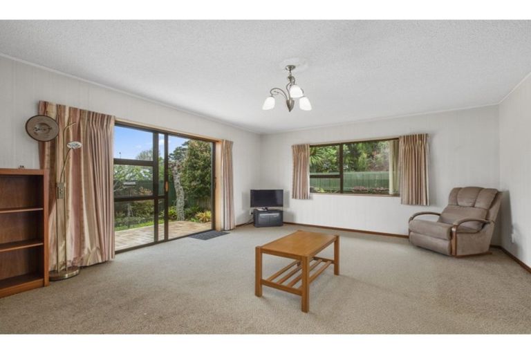 Photo of property in 2/208 Centreway Road, Orewa, 0931